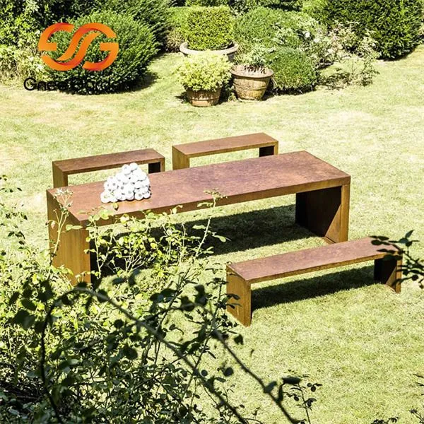 Corteni terasest tänava- ja pargimööbel