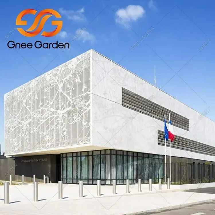 Dekoratiivsed välistingimustes kasutatavad metallpaneelid