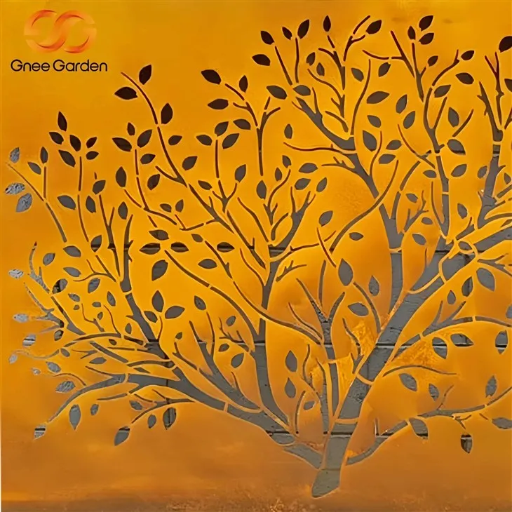 Laserlõikega Corteni terasest ekraanid siseõuele